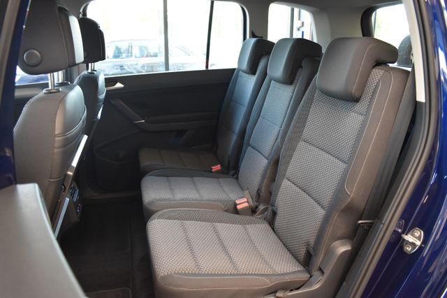 Volkswagen Touran 2.0TDI Comfortline DSG Navi3D AHK PDC