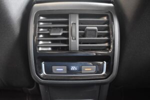 Volkswagen Passat Var. 2.0TDI DSG Business LED Navi3D ACC