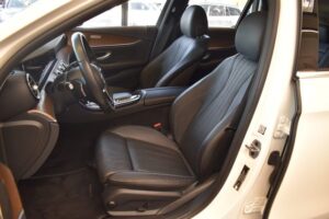Mercedes-Benz E 220d T Exclusive 9G-tronic LED WideScreen Navi