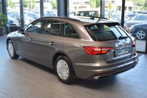 Audi A4 Avant 30TDI S-tronic LED VirtualCo AHK RFKam