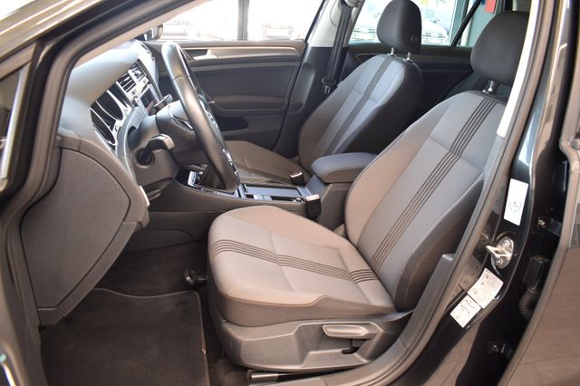 Volkswagen Golf VII 1.2TSI Lim. Comfortline Navi PDCs Temp.