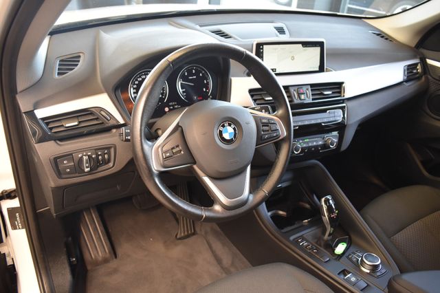 BMW X1 18d sDrive Aut. Navi AHK DAB LaneAss RFKamera