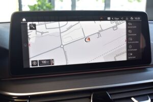 BMW 520d Limo xDrive Automatik Laser LiveCo HUD 19"