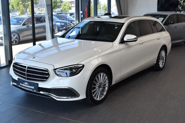 Mercedes-Benz E 220d T Exclusive 9G-tronic LED WideScreen Navi