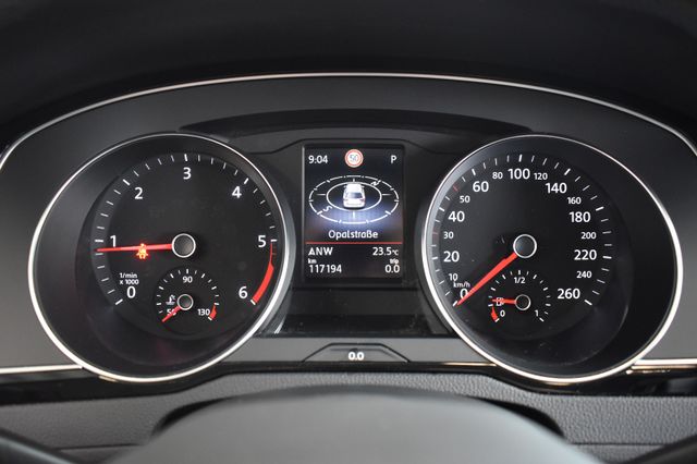 Volkswagen Passat Var 2.0TDI DSG 4Motion IQ-Light ACC VirtC