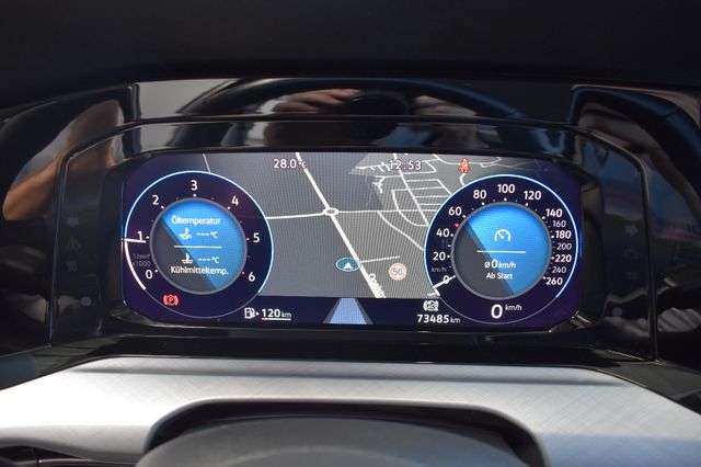 Volkswagen Golf VIII Variant 2.0TDI Schalter LED VirtC. ACC