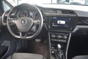 Volkswagen Touran 2.0TDI DSG Highline LED AHK ACC Massage