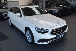 Mercedes-Benz E 220d T Exclusive 9G-tronic LED WideScreen Navi
