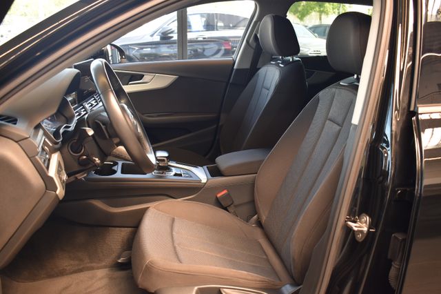 Audi A4 Avant 30TDI S-tronic LED Navi3D Tempomat DAB