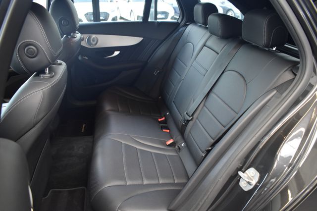 Mercedes-Benz C300de T 9G-tronic AMG-Line LED AHK Navi Distron