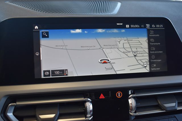BMW 320d Touring Advantage Aut. Laser LiveCo HUD ACC