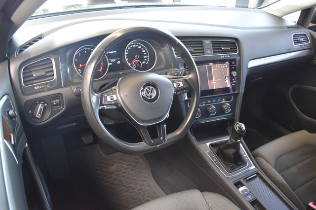 Volkswagen Golf 7 Var. 1.5TSI Comfortline Alcantara AHK ACC
