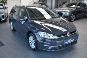 Volkswagen Golf 7 Var. 1.5TSI Comfortline Alcantara AHK ACC