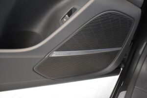 Audi Q8 50TDI Quattro S Line MatrixHD Pano B&O AHK 22
