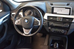BMW X1 18d sDrive Aut. Navi AHK DAB LaneAss RFKamera