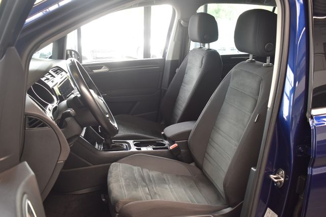 Volkswagen Touran 2.0TDI DSG Highline LED AHK ACC Massage