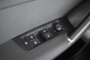Volkswagen Touran 2.0TDI DSG Highline LED ACC Standheizung