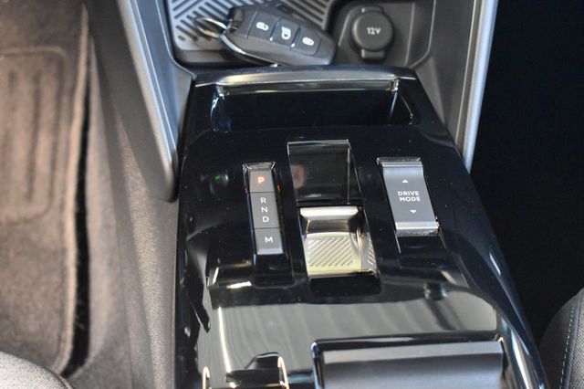 Citroën C4 Shine LED PanoSD ACC HUD Kamera Keyless DAB