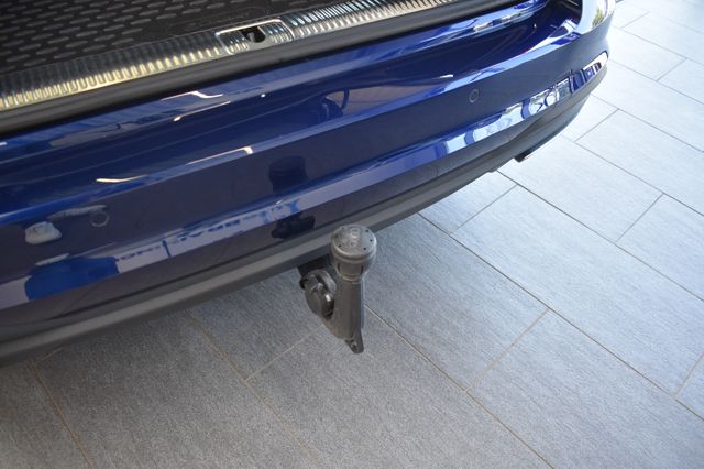 Audi A4 Avant 30TDI S-tronic LED RFK AHK HUD DAB SHZ