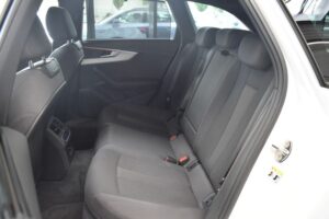 Audi A4 Avant 40TDI S-tronic S line LED RFKamera AHK