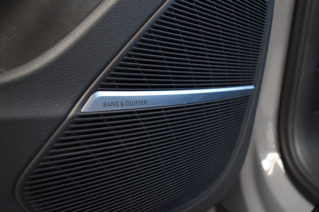 Audi SQ7 4.0TFSI Quattro Compet.Plus Laser Soft 22"