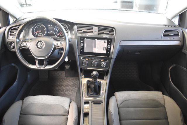 Volkswagen Golf 7 Var. 1.5TSI Comfortline Alcantara AHK ACC