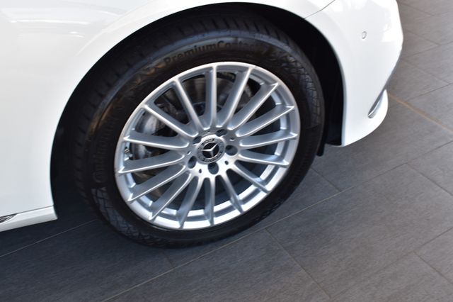 Mercedes-Benz E 220d T Exclusive 9G-tronic LED WideScreen Navi