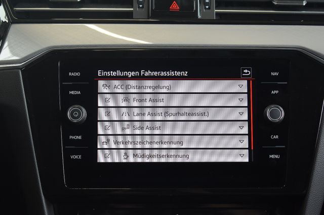 Volkswagen Passat Var 2.0TDI DSG 4Motion IQ-Light ACC VirtC
