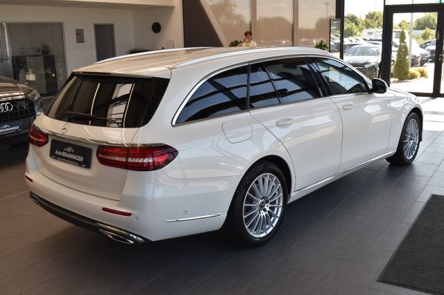 Mercedes-Benz E 220d T Exclusive 9G-tronic LED WideScreen Navi