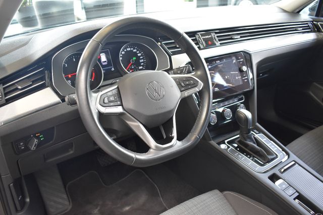 Volkswagen Passat Variant 2.0TDI DSG Business LED ACC AHK