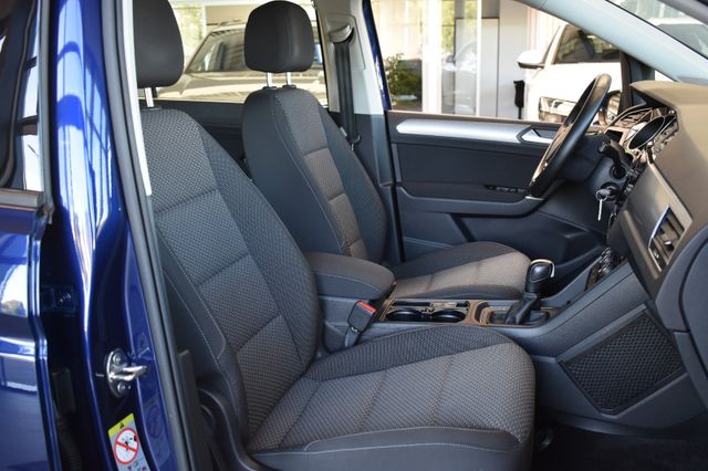 Volkswagen Touran 2.0TDI Comfortline DSG Navi3D AHK PDC
