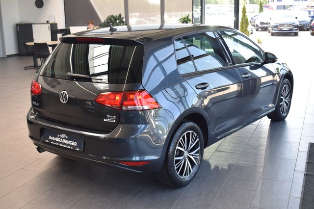 Volkswagen Golf VII 1.2TSI Lim. Comfortline Navi PDCs Temp.