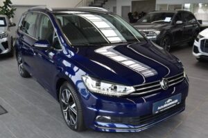 Volkswagen Touran 2.0TDI DSG Highline LED AHK ACC Massage