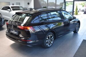 Volkswagen Golf VIII Variant 2.0TDI Schalter LED VirtC. ACC