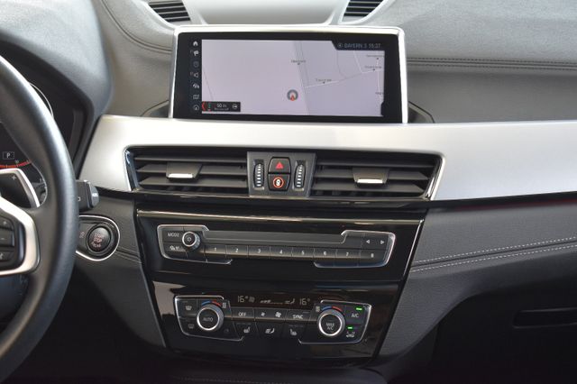 BMW X2 20d xDrive Aut. Advantage LED DAB Temp RFKam