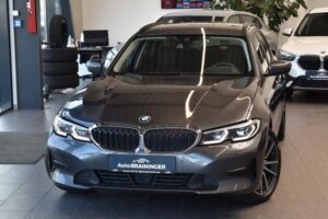 BMW 320d Touring Advantage Aut. Laser LiveCo HUD ACC