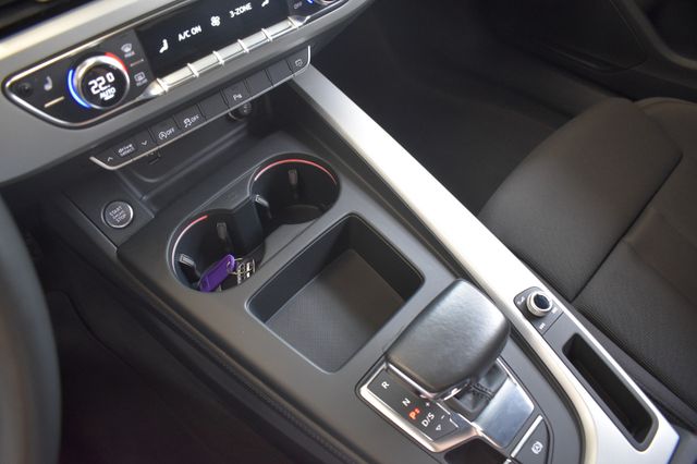 Audi A4 Avant 40TDI S-tronic S line LED RFKamera AHK