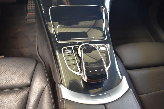 Mercedes-Benz C300de T 9G-tronic AMG-Line LED AHK Navi Distron