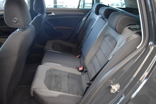 Volkswagen Golf 7 Var. 1.5TSI Comfortline Alcantara AHK ACC