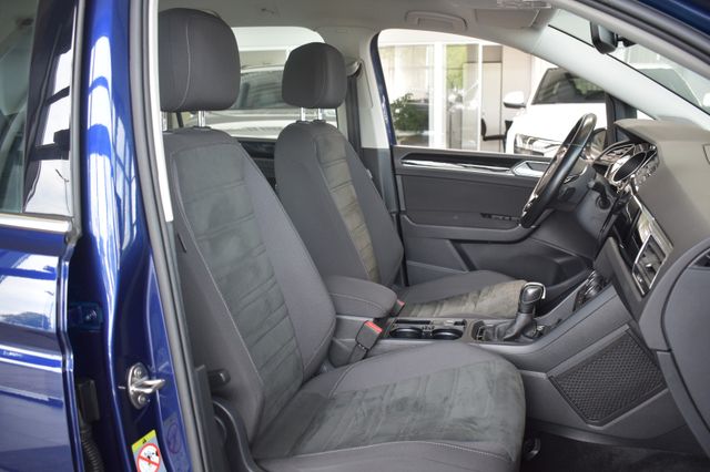 Volkswagen Touran 2.0TDI DSG Highline LED AHK ACC Massage