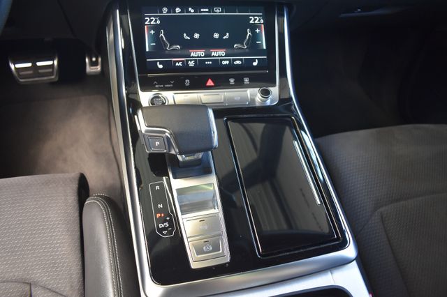 Audi Q8 50TDI Quattro S Line MatrixHD Pano B&O AHK 22