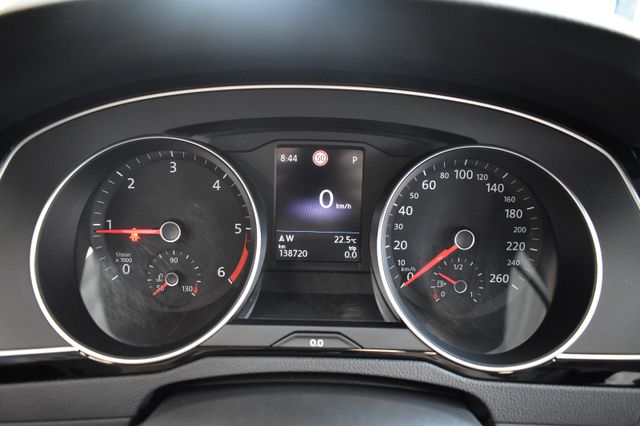 Volkswagen Passat Var. 2.0TDI DSG Business LED Navi3D ACC