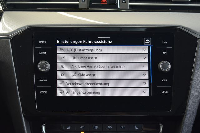 Volkswagen Passat Variant 2.0TDI DSG Business LED ACC AHK