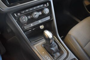 Volkswagen Touran 2.0TDI Comfortline DSG Navi3D AHK PDC