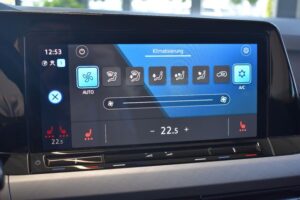 Volkswagen Golf VIII Variant 2.0TDI Schalter LED VirtC. ACC