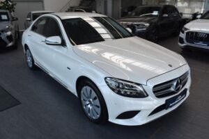 Mercedes-Benz C 300de Limousine Avantgarde 9G-tronic LED RFKam