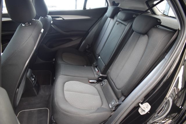 BMW X2 20d xDrive Aut. Advantage LED DAB Temp RFKam