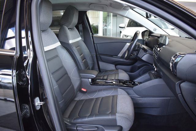 Citroën C4 Shine Automatik LED AHK ACC HeadUp VirtualC.