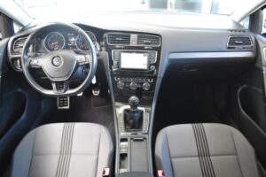 Volkswagen Golf VII 1.2TSI Lim. Comfortline Navi PDCs Temp.
