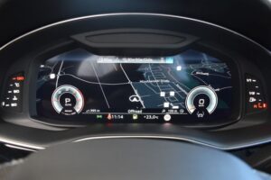 Audi Q8 50TDI Quattro S Line MatrixHD Pano B&O AHK 22